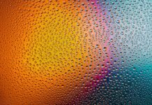 Jak myć samochód na myjni pianą? Jak myć samochód na myjni pianą?