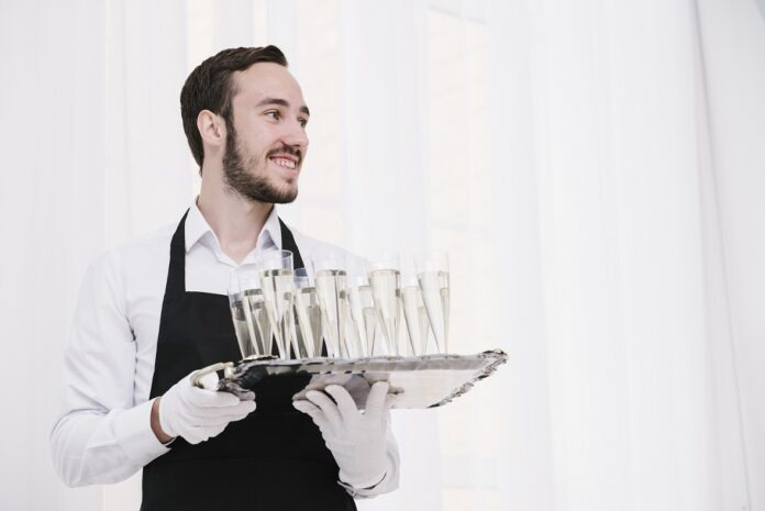 Jak wygląda ubiór kelnera